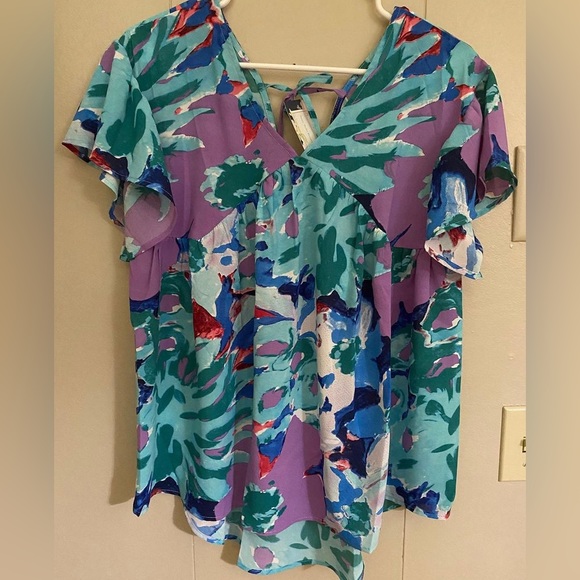 Floral V-Neck Flutter Sleeve Blouse Blue NWT XXL - Picture 3 of 5